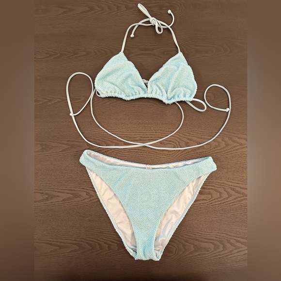 Show Me Your MuMu Sky Blue Scrunch Bikini Set - Picture 8 of 16
